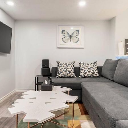 Cozy Nest Basement Unit Apartman Hamilton Kültér fotó