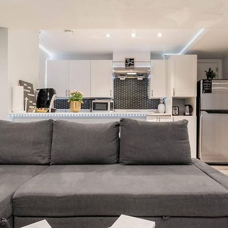 Cozy Nest Basement Unit Apartman Hamilton Kültér fotó