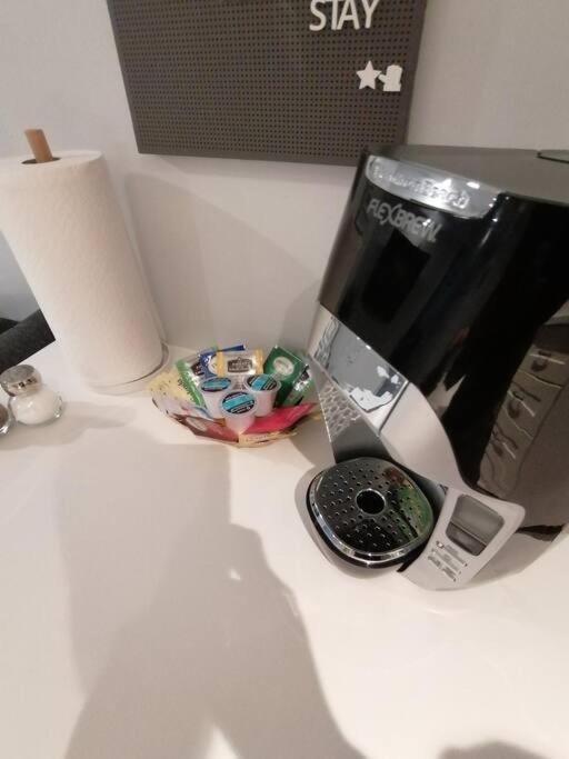 Cozy Nest Basement Unit Apartman Hamilton Kültér fotó